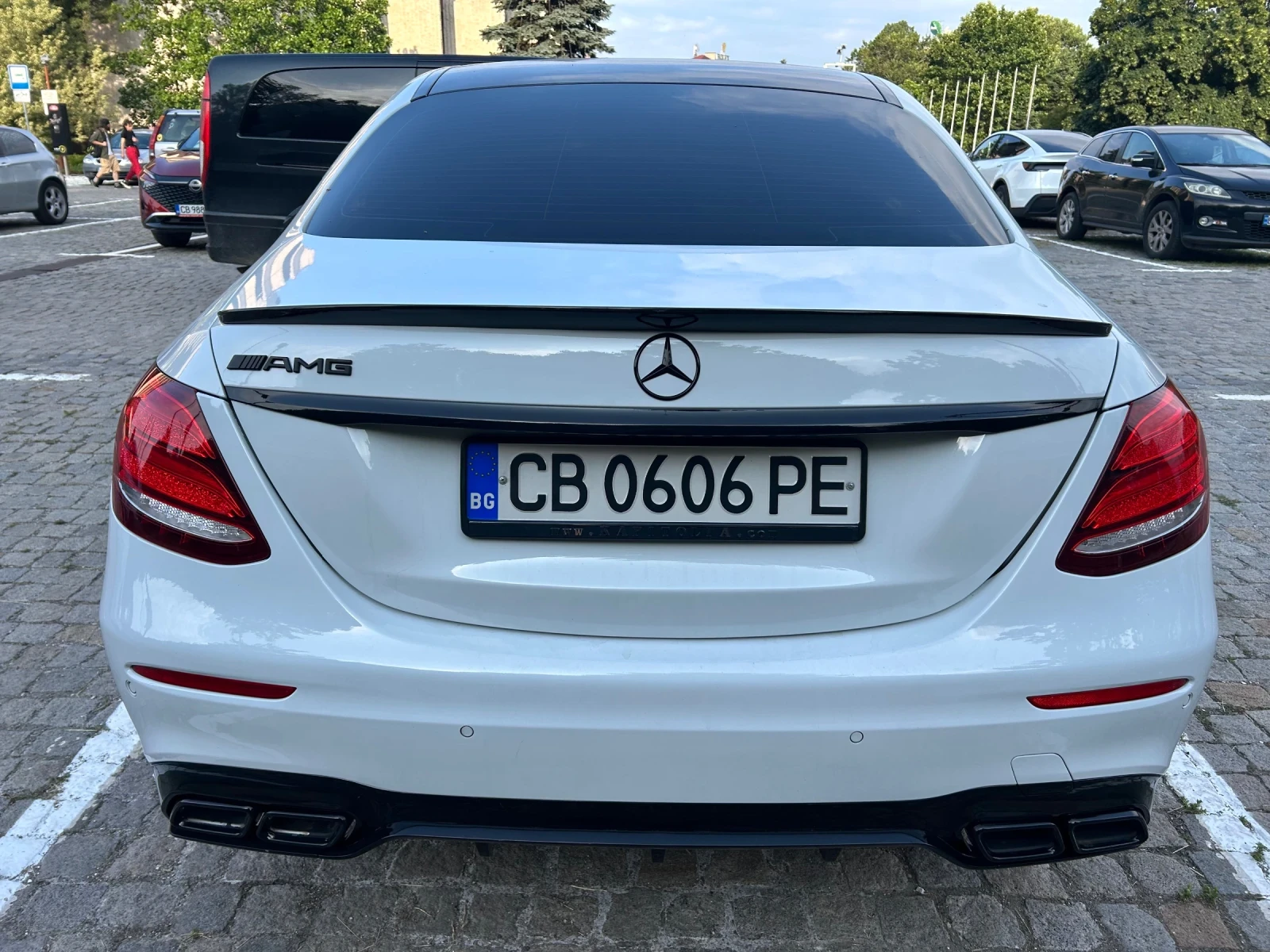 Mercedes-Benz E 220 W213, снимка 4 - Автомобили и джипове - 54541488