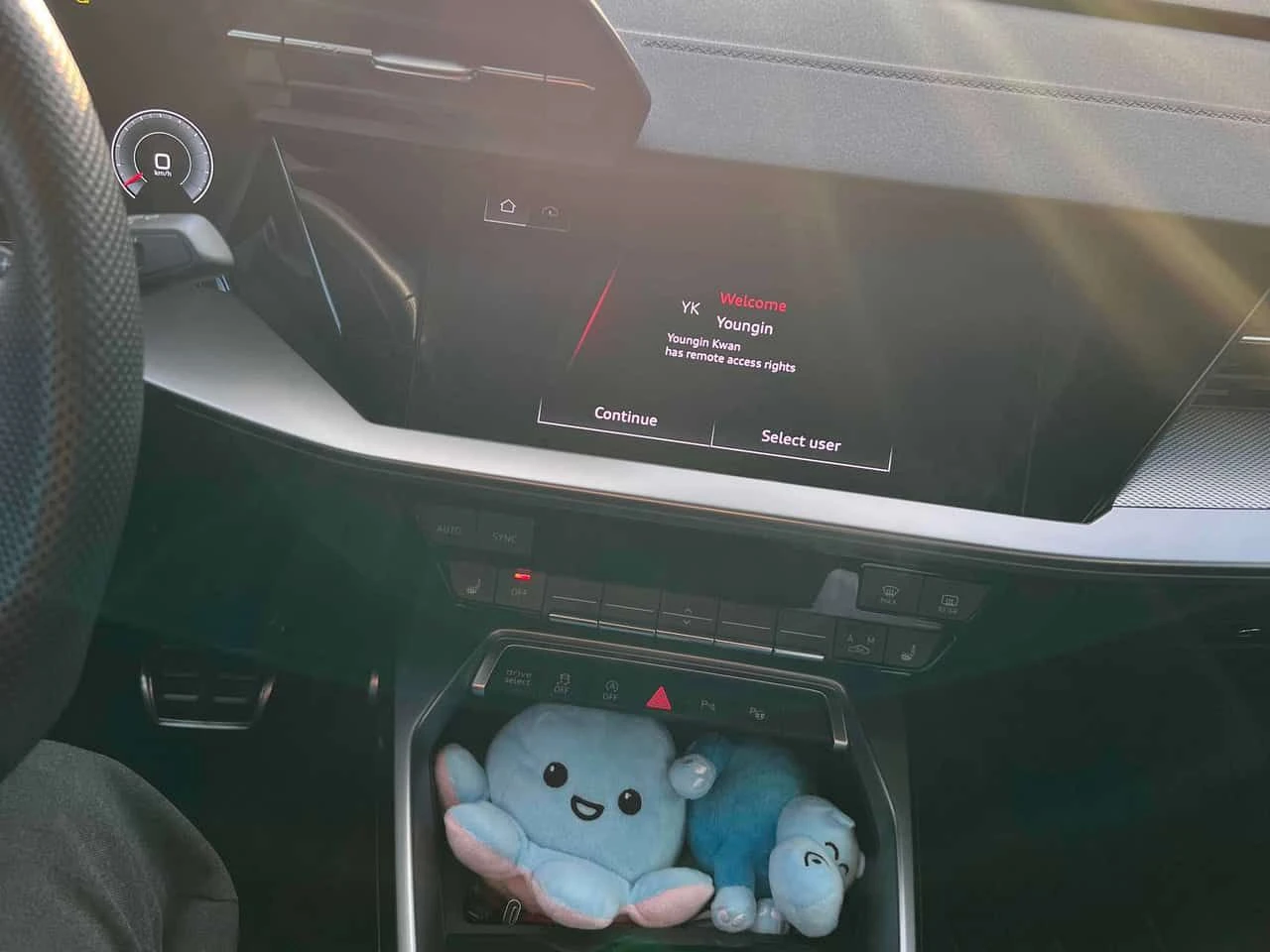 Audi A3 Progressiv /DISTRONIC/CAMERA/АВТОКРЕДИТ , снимка 9 - Автомобили и джипове - 55026886