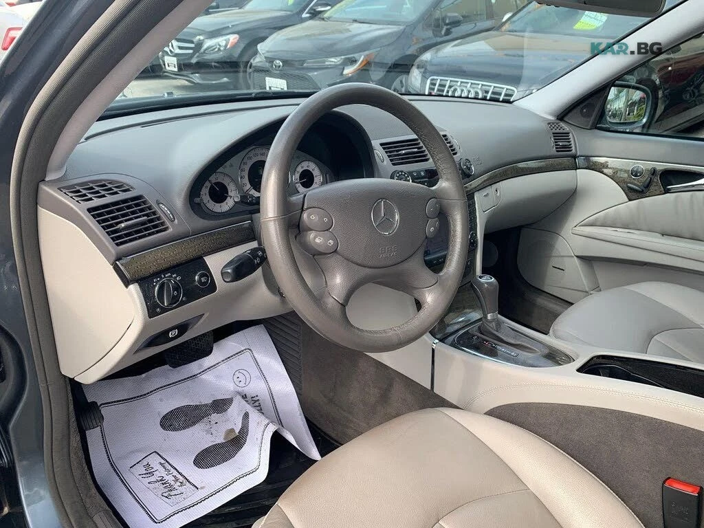 Mercedes-Benz E 350 * 4MATIC* ���������� * (���� �� ��) | Mobile.bg � ����������� 10