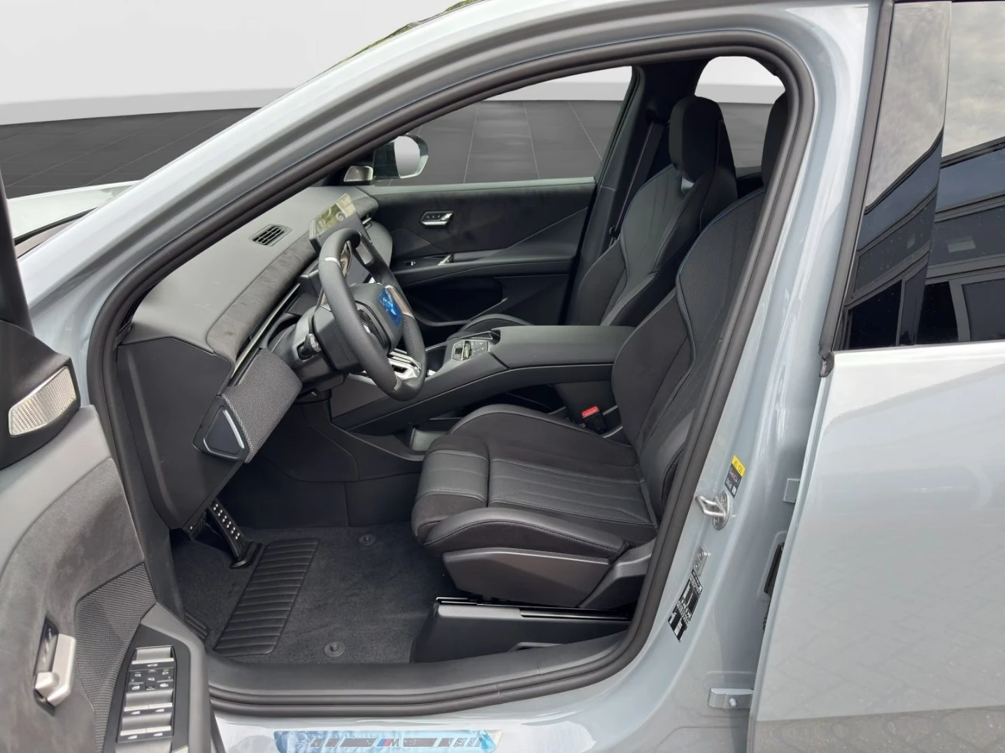 BMW iX3 40* H/K* LED, снимка 6 - Автомобили и джипове - 56066607