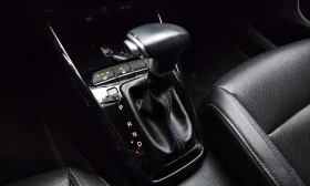 Kia Stonic 1.4 Trendy * НАЙ-ДОБРА ЦЕНА В БЪЛГАРИЯ* , снимка 9