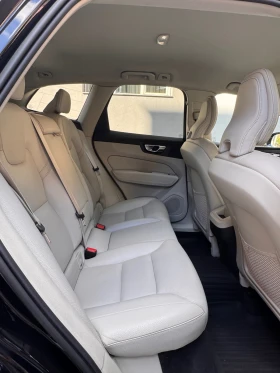 Volvo XC60 Inscription* 2.0D Hybrid 197к.с.* 4x4* Facelift, снимка 13