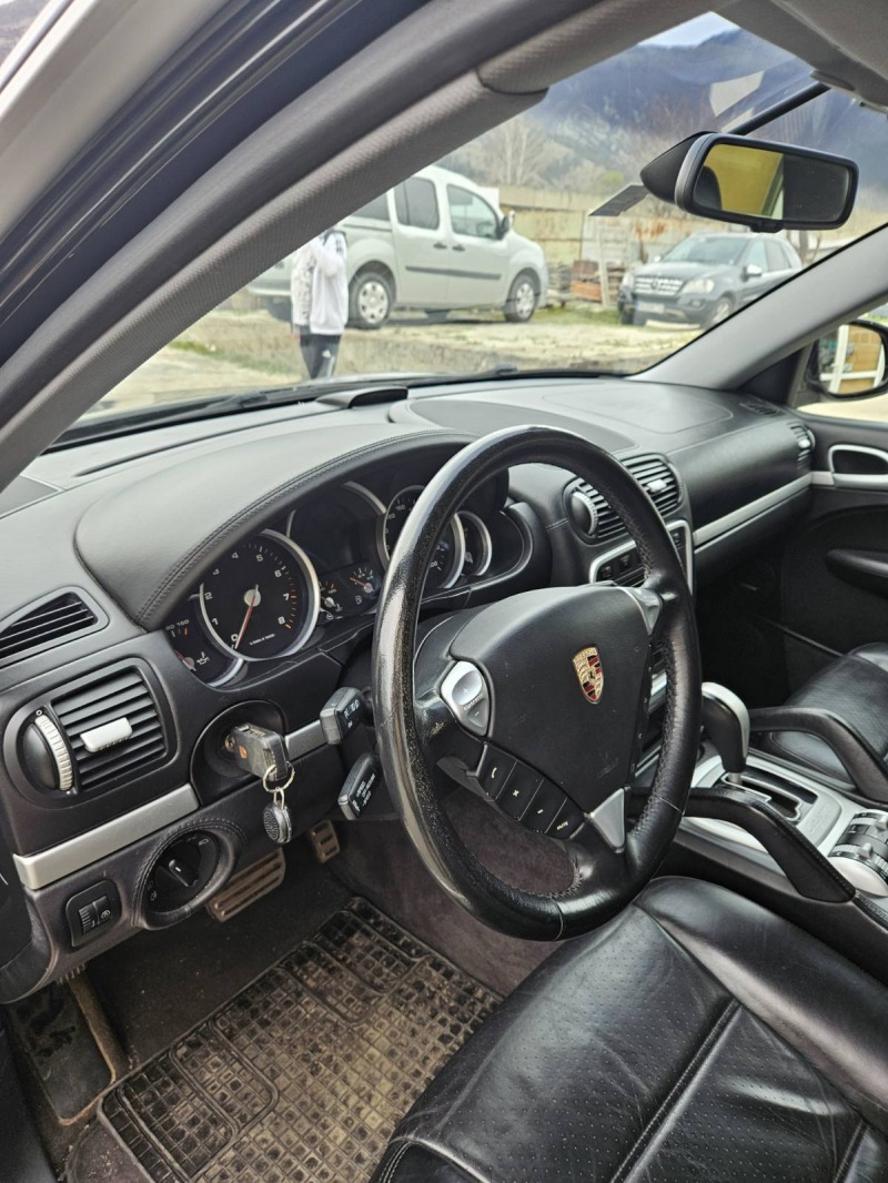 Porsche Cayenne, снимка 6 - Автомобили и джипове - 45994763