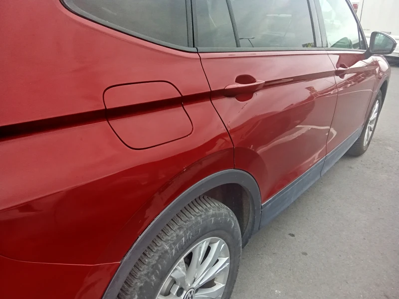 VW Tiguan S, снимка 15 - Автомобили и джипове - 47597835