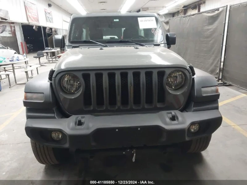 Jeep Avenger 3.6L V-6 DOHC, VVT, 285HP 4X4 Drive, снимка 4 - Автомобили и джипове - 49374208