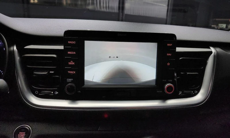 Kia Stonic 1.4 Trendy * НАЙ-ДОБРА ЦЕНА В БЪЛГАРИЯ* , снимка 15 - Автомобили и джипове - 52112624