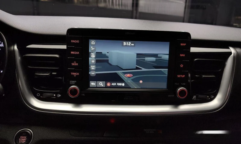 Kia Stonic 1.4 Trendy * НАЙ-ДОБРА ЦЕНА В БЪЛГАРИЯ* , снимка 14 - Автомобили и джипове - 52112624