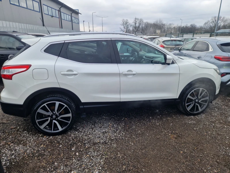 Nissan Qashqai 1.5DCI 110HP.TEKNA ITALIA, снимка 9 - Автомобили и джипове - 53399037