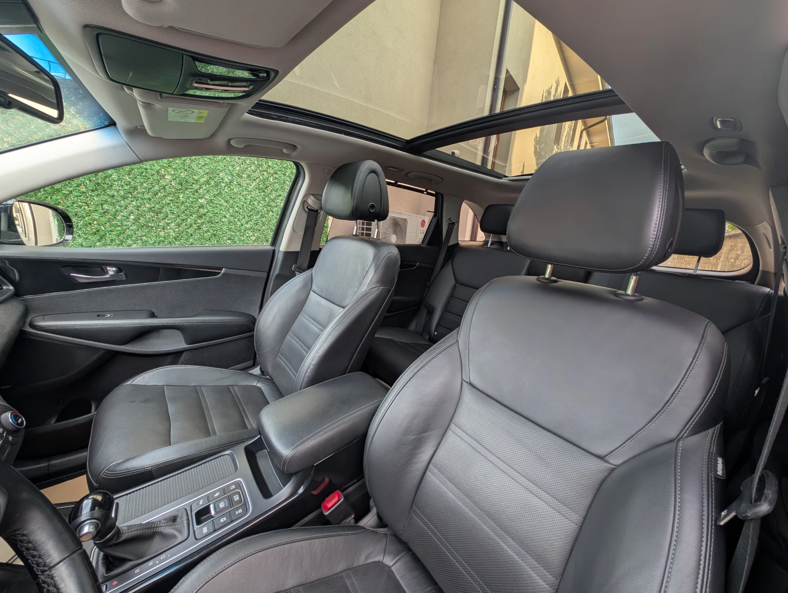Kia Sorento 2.2CRDI PLATINUM* Дистроник* 360 Камери* Обдухване - изображение 10