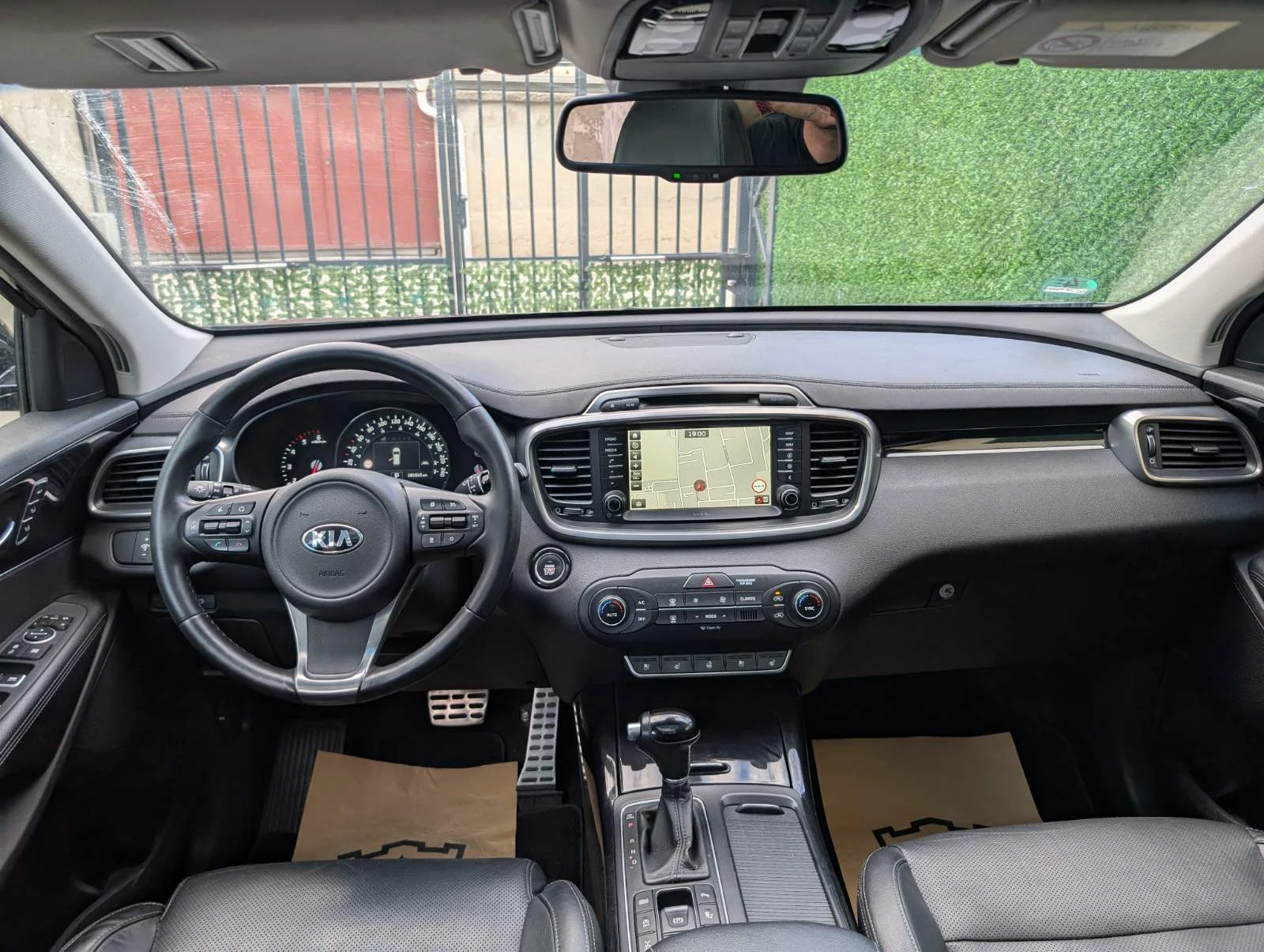 Kia Sorento 2.2CRDI PLATINUM* Дистроник* 360 Камери* Обдухване - изображение 9