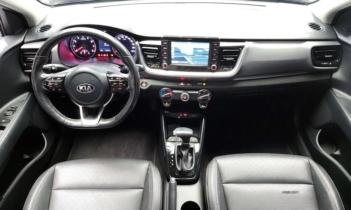 Kia Stonic 1.4 Trendy * НАЙ-ДОБРА ЦЕНА В БЪЛГАРИЯ*  - изображение 7