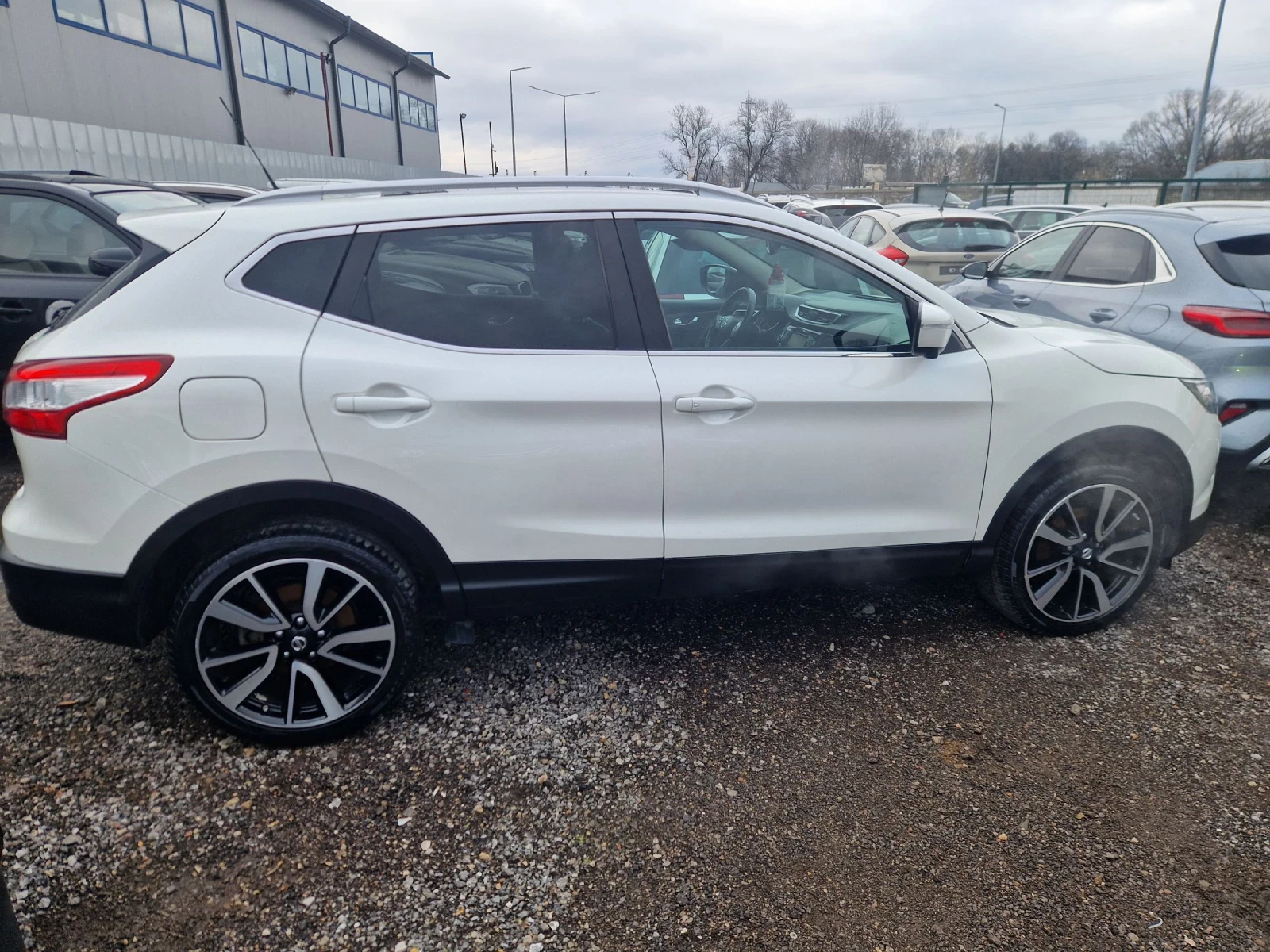 Nissan Qashqai 1.5DCI 110HP.TEKNA ITALIA - изображение 9
