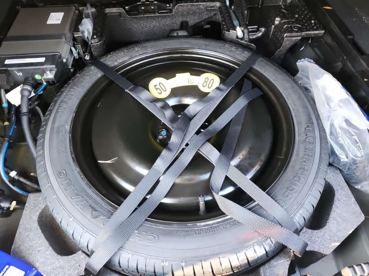 Volvo XC60 CORE  CARFAX, снимка 17 - Автомобили и джипове - 53731913