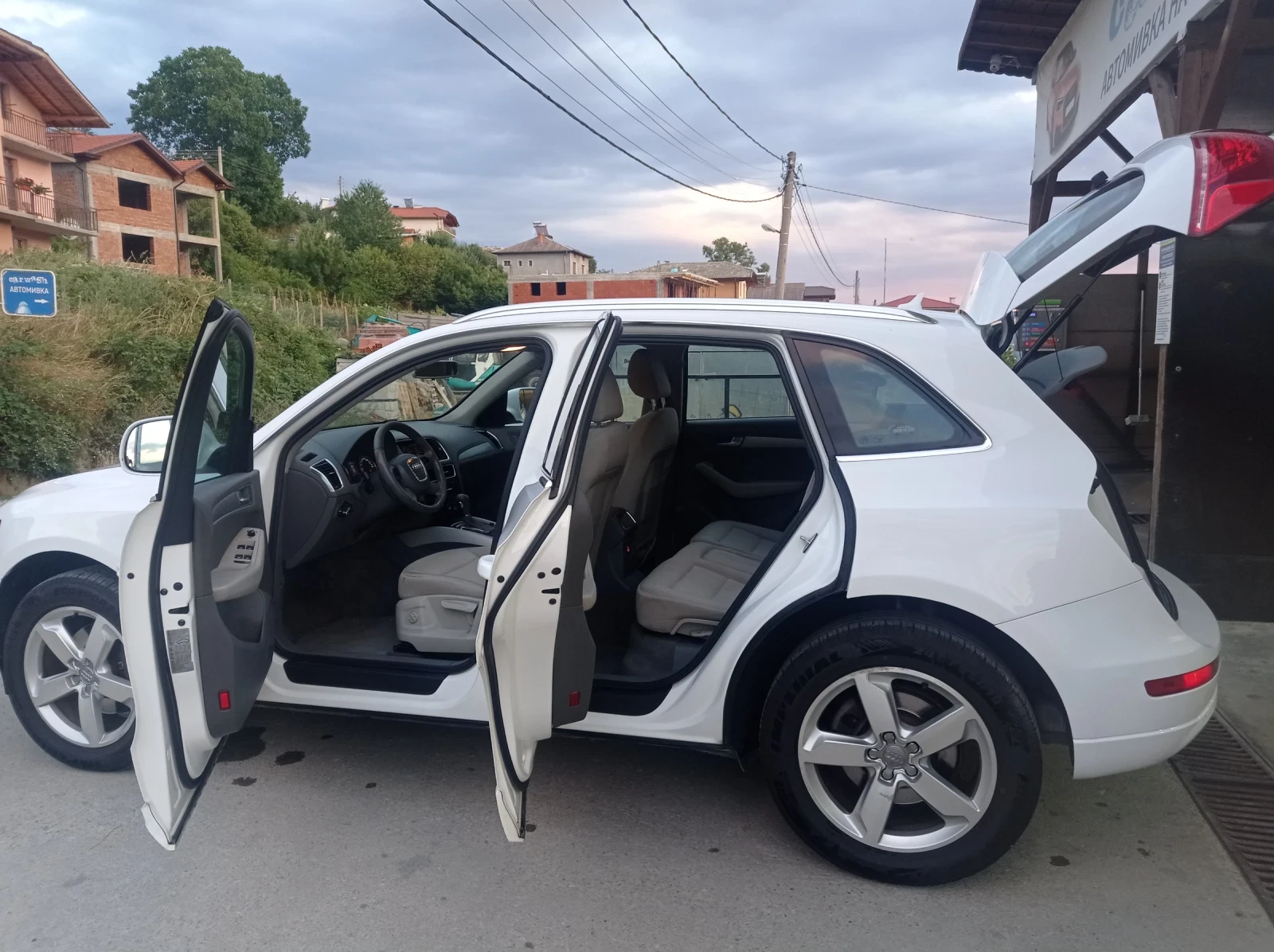 Audi Q5, снимка 9 - Автомобили и джипове - 54174847