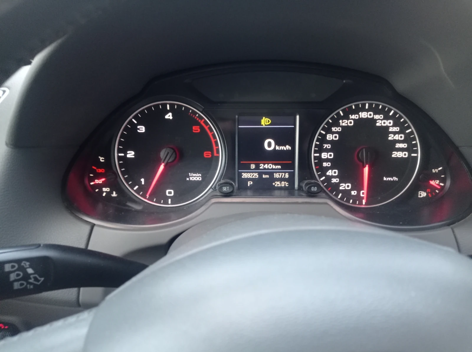 Audi Q5, снимка 11 - Автомобили и джипове - 54174847