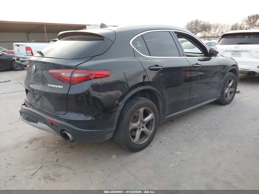 Alfa Romeo Stelvio 2l Rwd, снимка 4 - Автомобили и джипове - 54241455