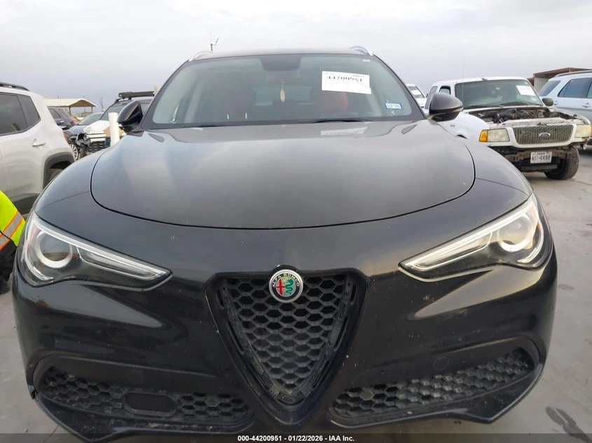 Alfa Romeo Stelvio 2l Rwd, снимка 12 - Автомобили и джипове - 54241455