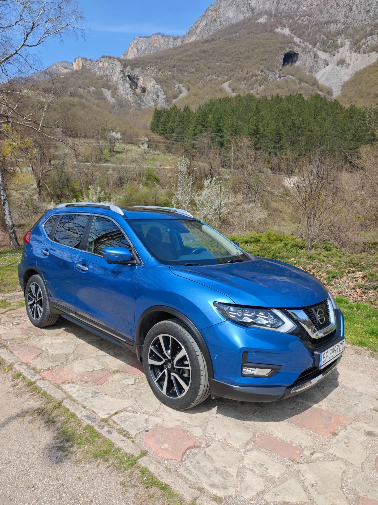 Nissan X-trail 2.0TDI 7 МЕСТНА, снимка 11 - Автомобили и джипове - 54354313