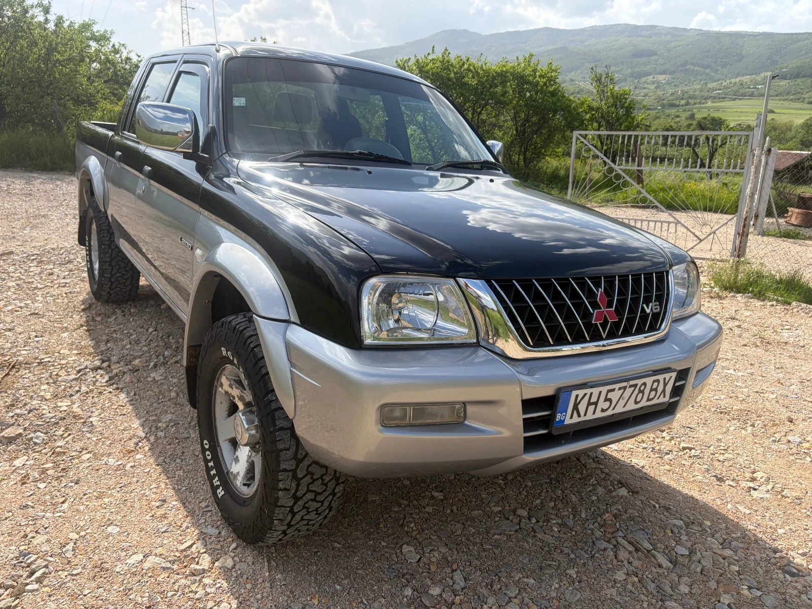 Mitsubishi L200 3.00 V6 бензин + газ. 