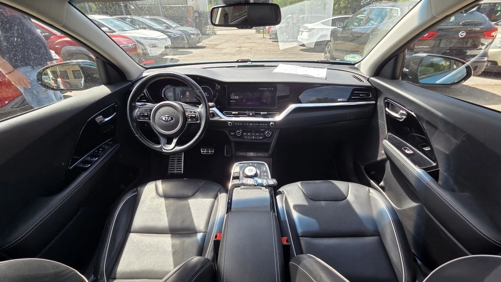 Kia Niro SOH 100%/В гаранция, снимка 15 - Автомобили и джипове - 55438796