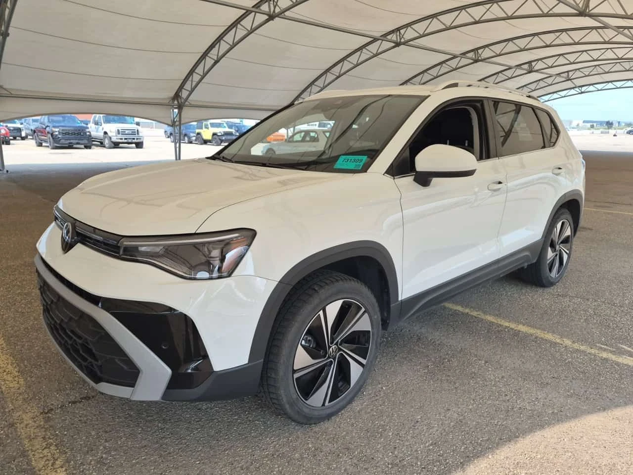 VW Taos  COMFORTLINE / АВТОКРЕДИТ 