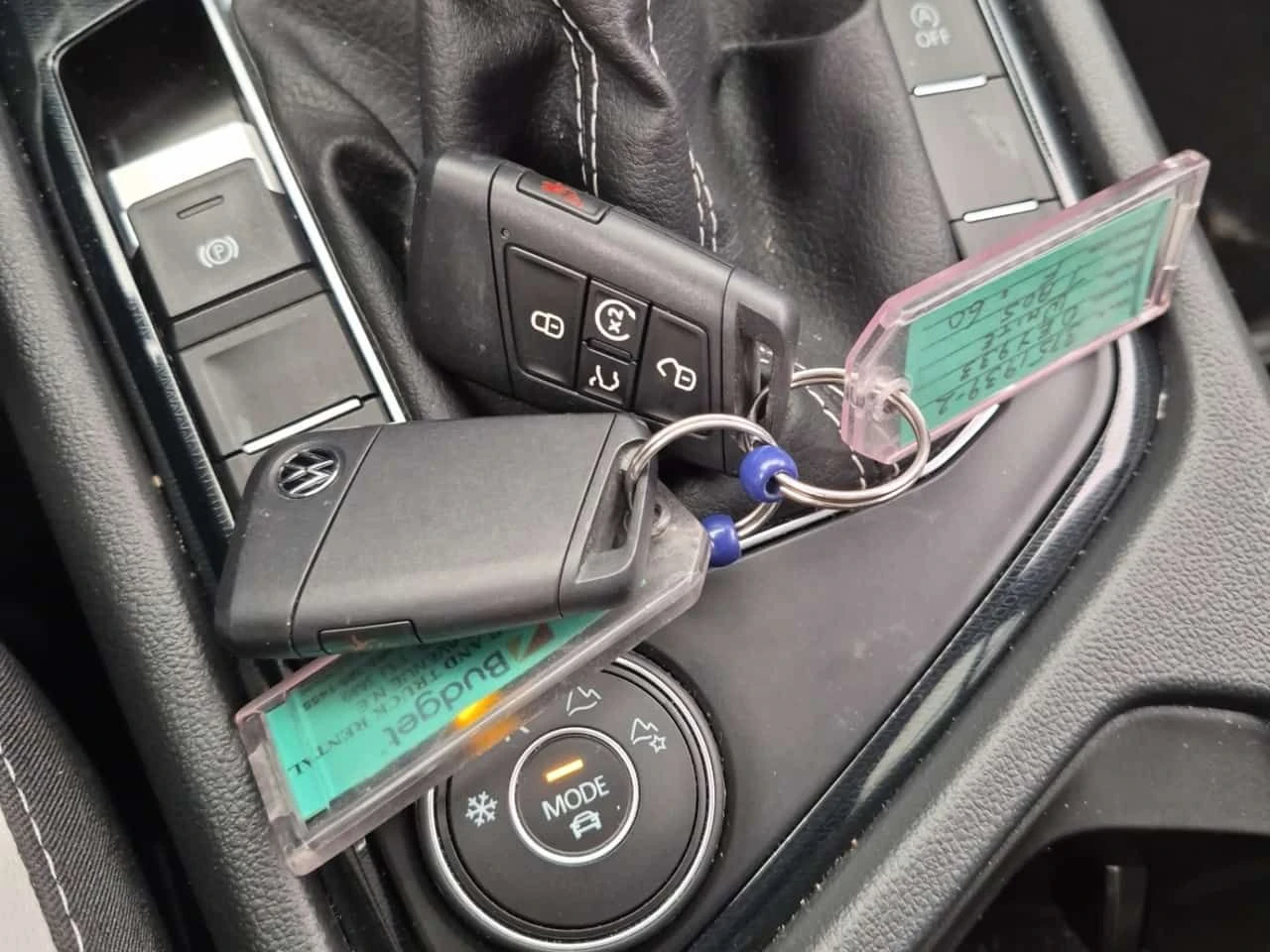 VW Taos  COMFORTLINE / АВТОКРЕДИТ , снимка 8 - Автомобили и джипове - 55662182