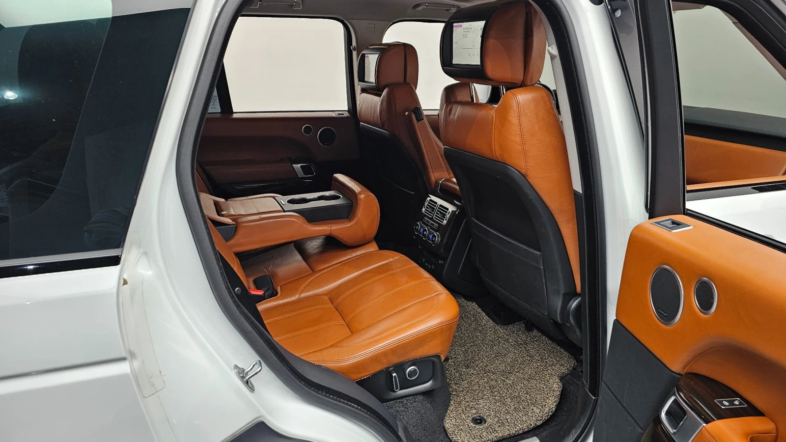 Land Rover Range rover 5.0 SC Vogue SE | HUD| Адаптив круиз| 360  кам.| М, снимка 11 - Автомобили и джипове - 55663710