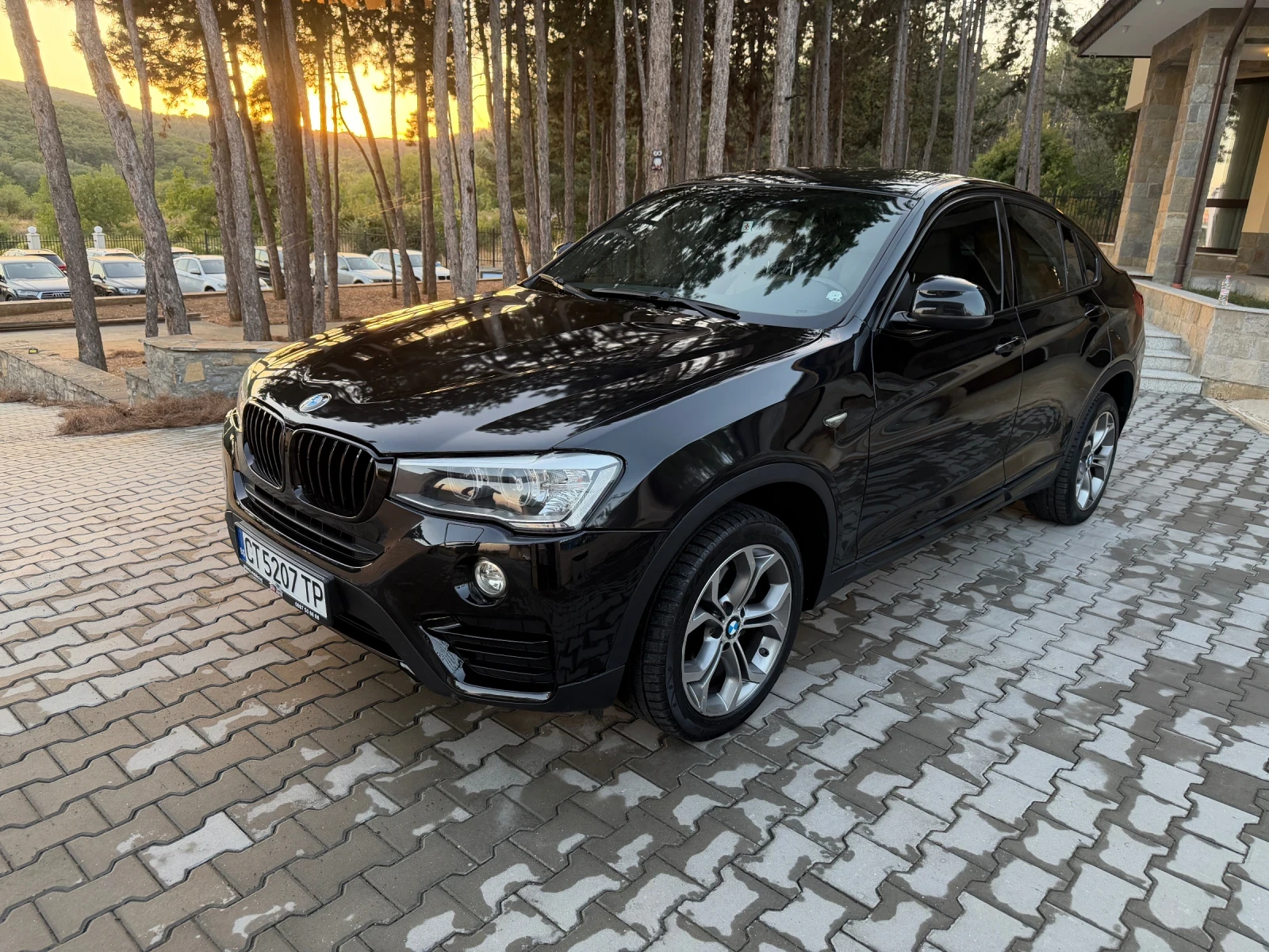 BMW X4 3000 D. 258 ks