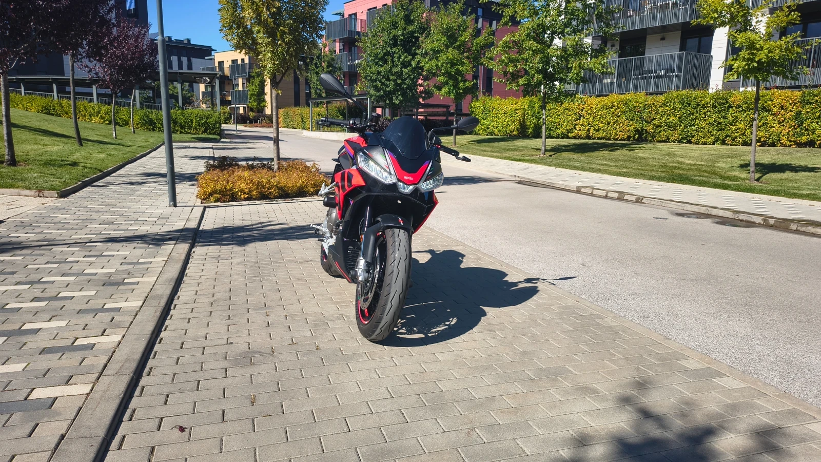 Aprilia Tuono Factory 660 Dark Kraken, снимка 5 - Мотоциклети и мототехника - 56336188