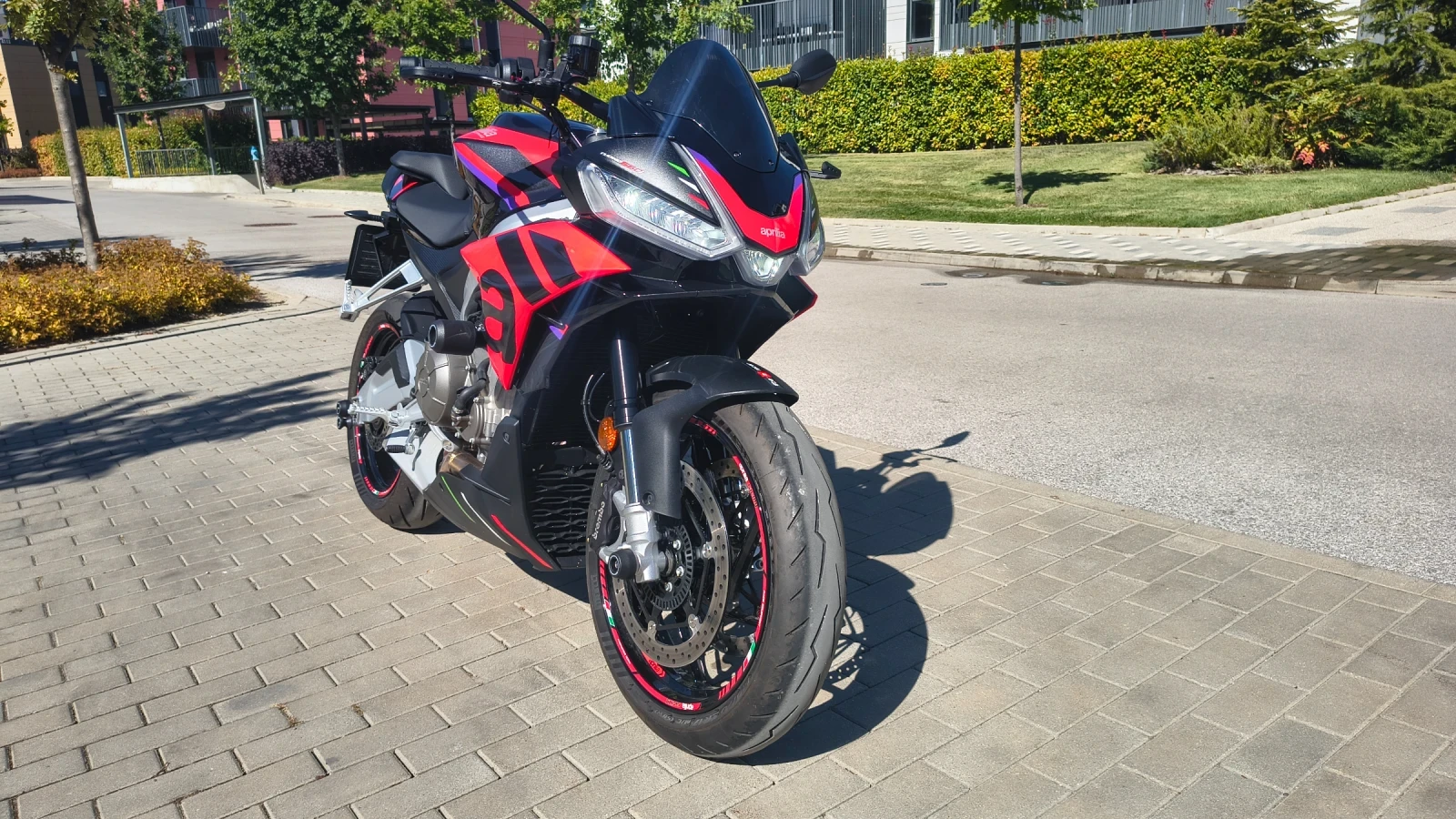 Aprilia Tuono Factory 660 Dark Kraken, снимка 6 - Мотоциклети и мототехника - 56336188