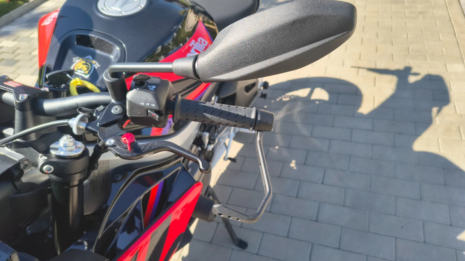 Aprilia Tuono Factory 660 Dark Kraken, снимка 4 - Мотоциклети и мототехника - 56336188