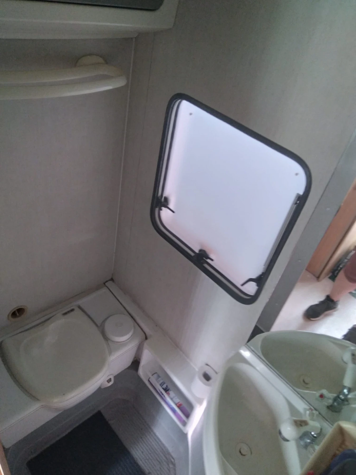 Кемпер Fiat Ducato TD 1.9, снимка 8 - Каравани и кемпери - 54333592