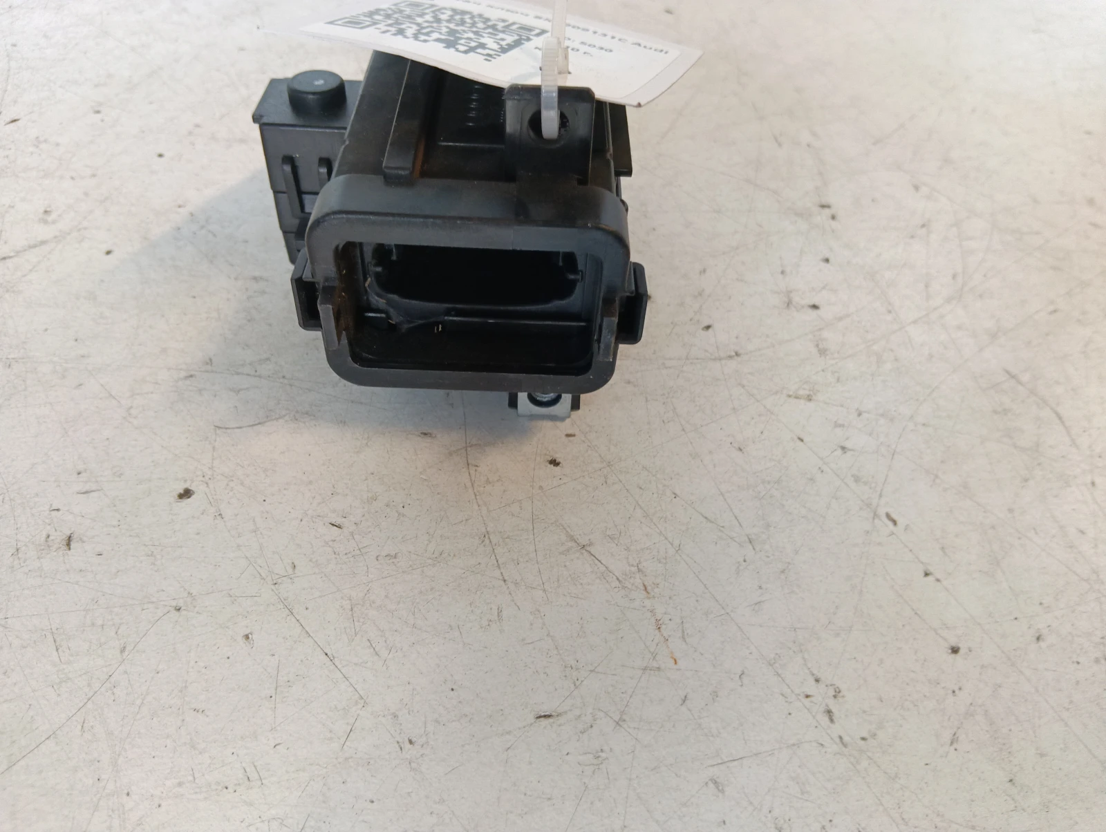 гълтач ключ 8K0909131C Audi A5