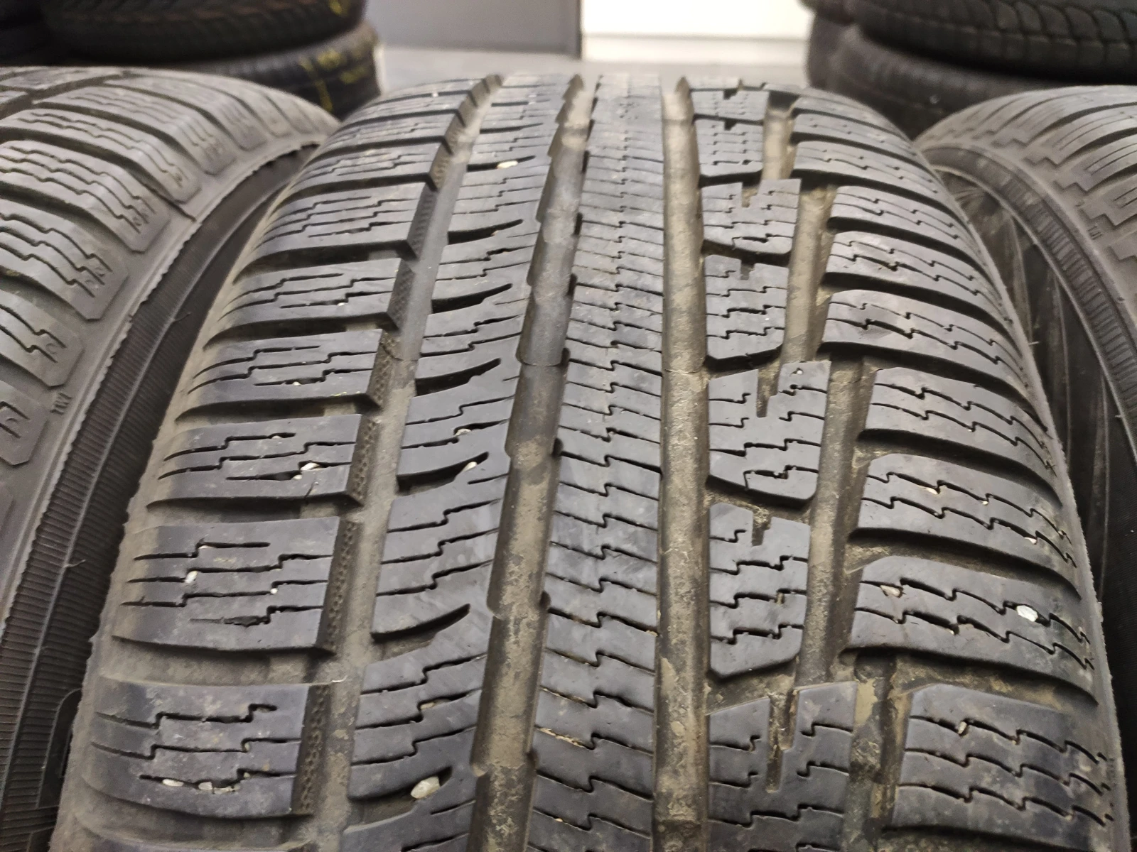  235/55R17 | Mobile.bg   2