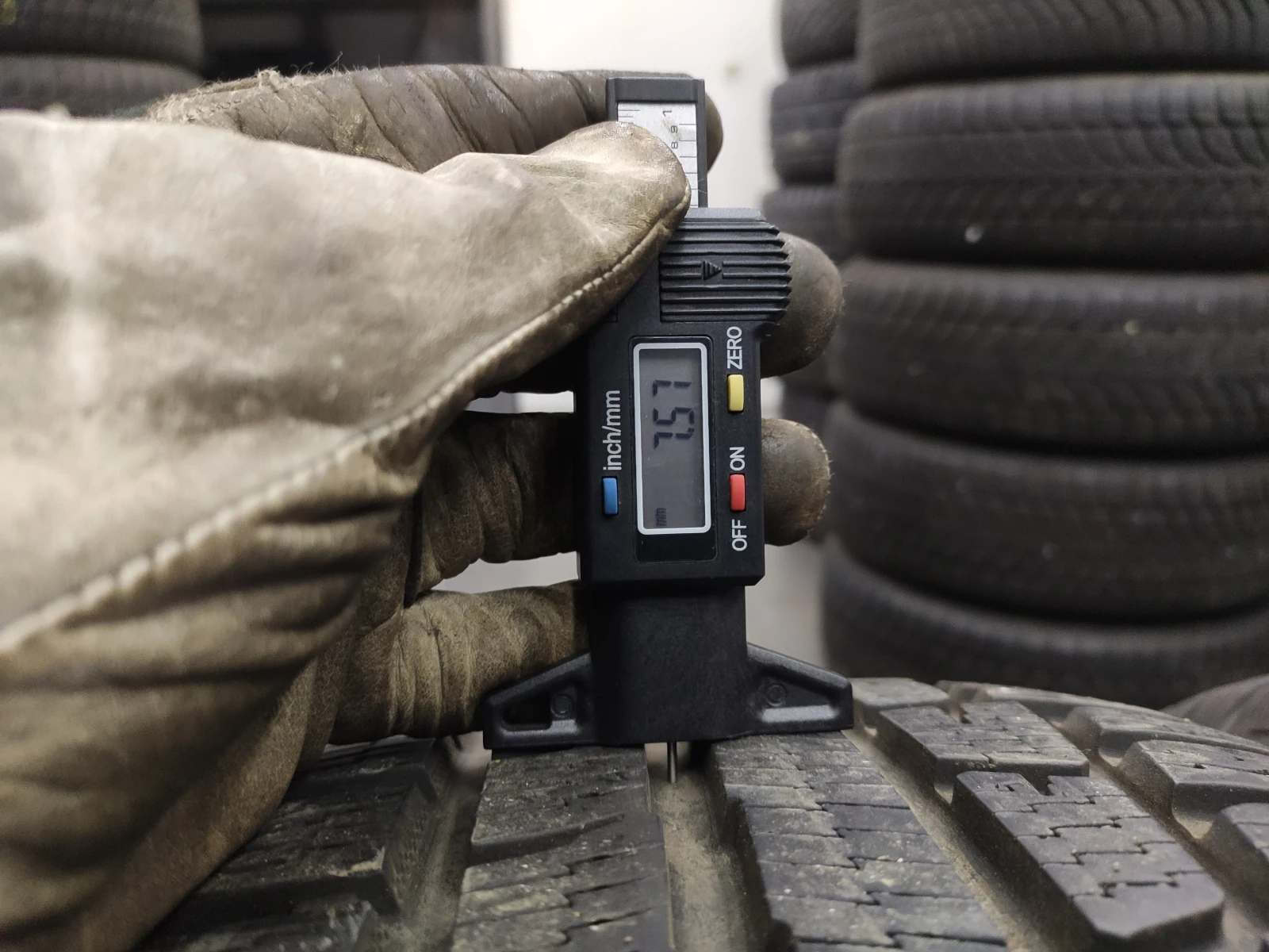  235/55R17 | Mobile.bg   8