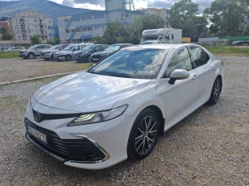 Toyota Camry Luxury edition, снимка 1