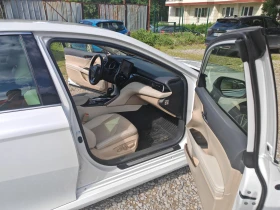 Toyota Camry Luxury edition, снимка 6