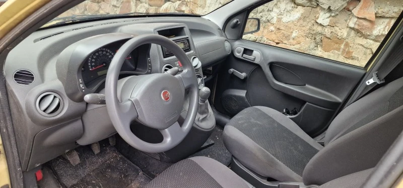 Fiat Panda 1.2, снимка 5 - Автомобили и джипове - 44357936