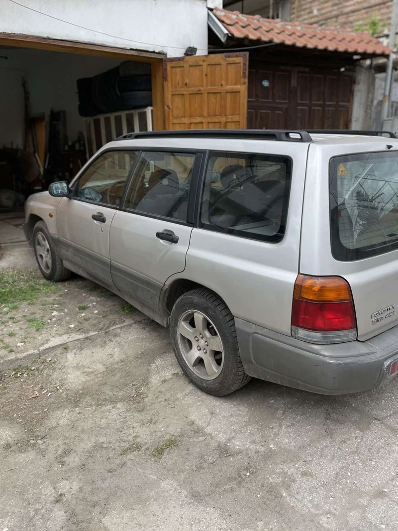 Subaru Forester, снимка 3 - Автомобили и джипове - 47394884