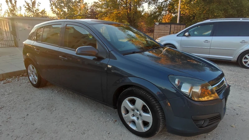 Opel Astra, снимка 4 - Автомобили и джипове - 47739602