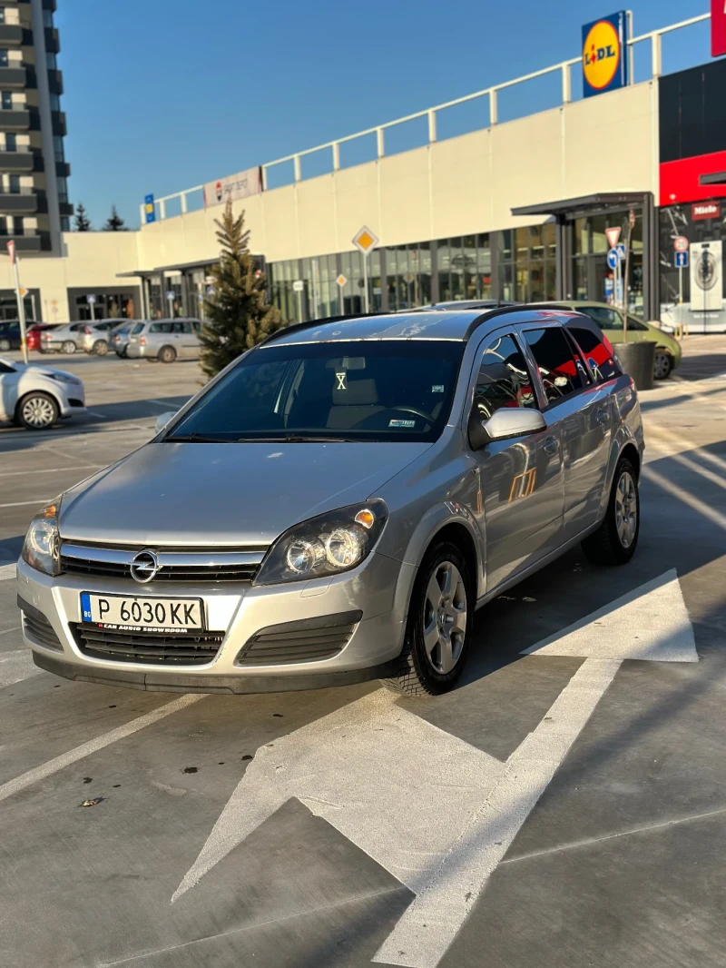 Opel Astra 1.7 CDTI , снимка 2 - Автомобили и джипове - 48722963