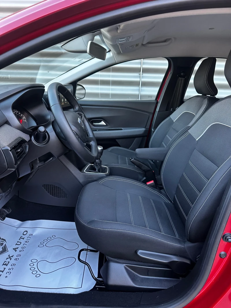 Dacia Sandero, снимка 9 - Автомобили и джипове - 52202594