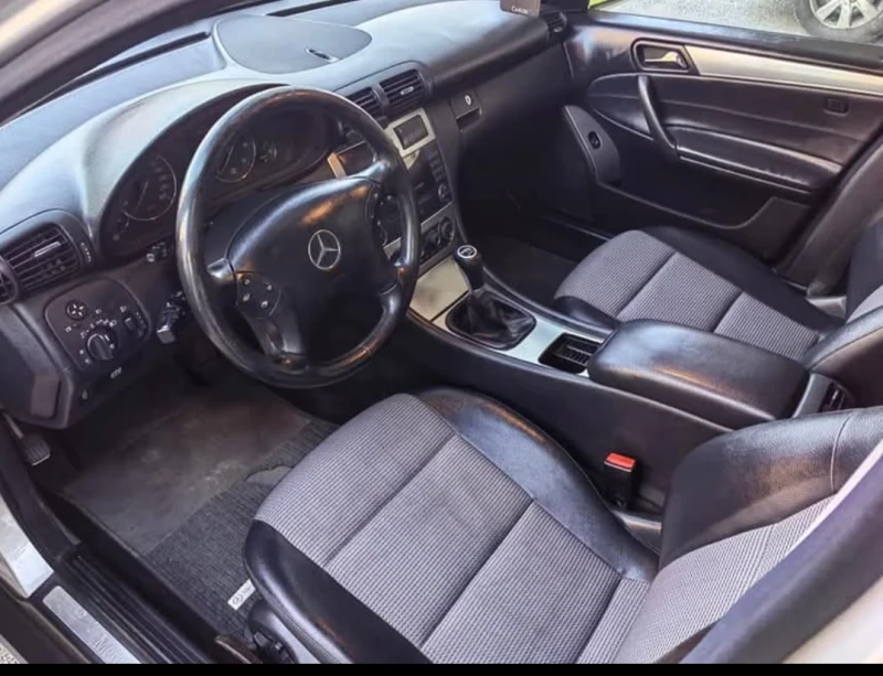 Mercedes-Benz C 200  Kompressor 163, снимка 6 - Автомобили и джипове - 52619541