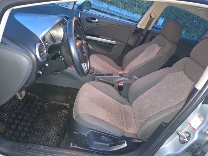 Seat Leon Газ/бензин, снимка 11 - Автомобили и джипове - 52969902