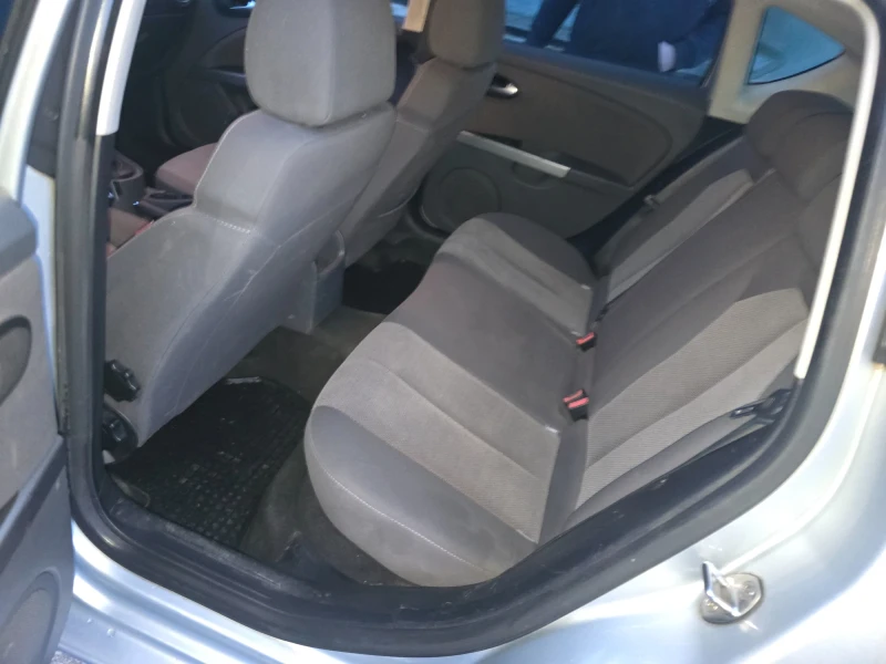Seat Leon Газ/бензин, снимка 10 - Автомобили и джипове - 52969902