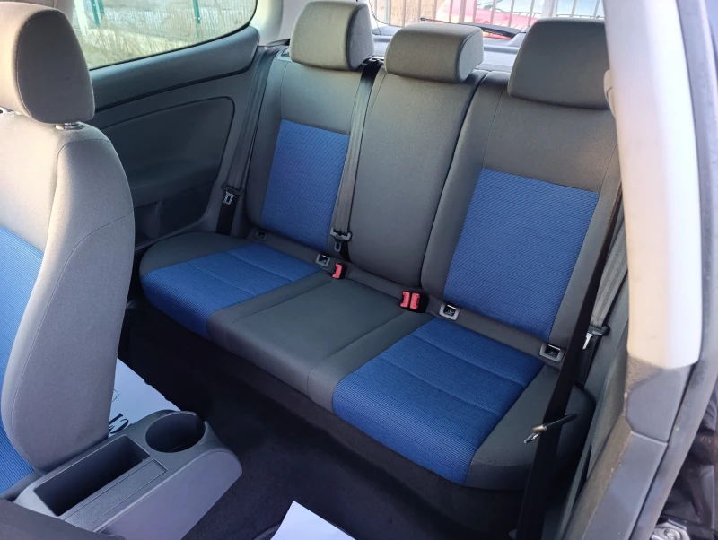 VW Golf 1.6i-102кс.БЕНЗИН, снимка 12 - Автомобили и джипове - 53342990