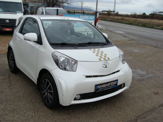 Toyota IQ 1.4, снимка 2 - Автомобили и джипове - 52583252