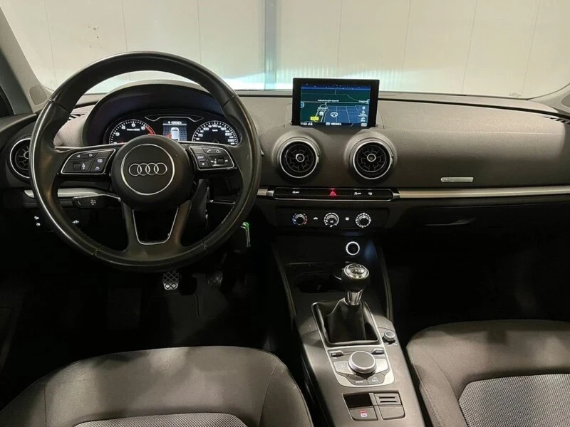 Audi A3, снимка 3 - Автомобили и джипове - 54095559