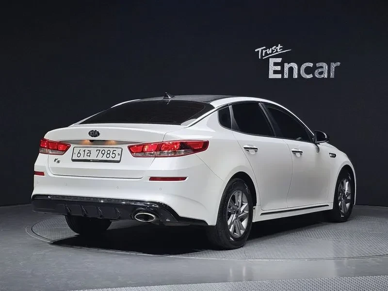 Kia K5 2Nd Generation 2.0 Luxury, снимка 2 - Автомобили и джипове - 55060379