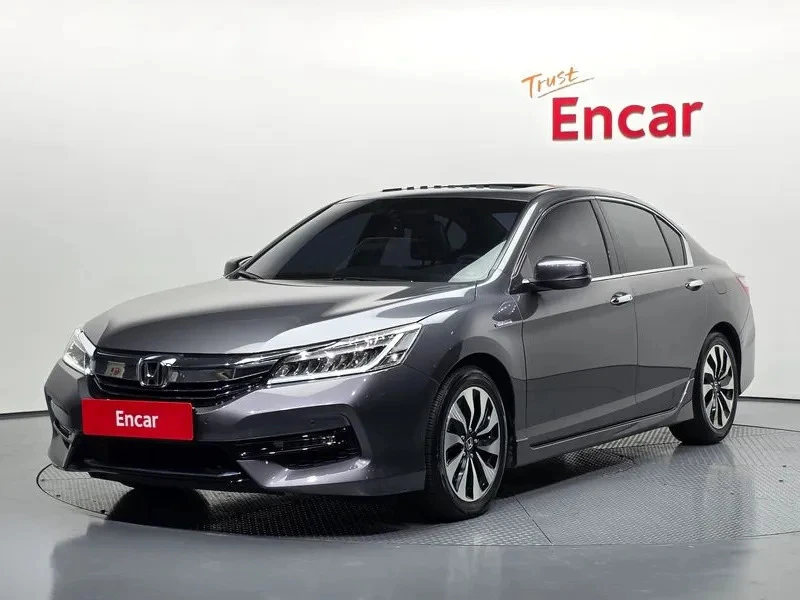 Honda Accord 2.0 HYBRID